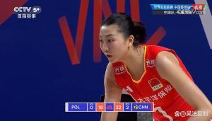 中国女排3-0波兰的背后：掌声要送给蔡斌指导——战术布局见成效