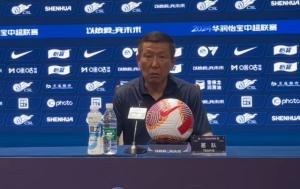记者：韩国足球圈早对崔康熙返韩有耳闻，他不是蔚山新帅候选