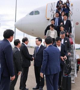 中国香港特首李家超出访东盟三国 深化合作，共拓商机