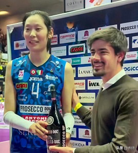朱婷砍16分斩获MVP 科内利亚诺强势晋级