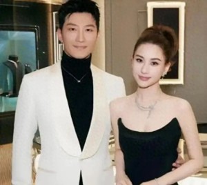 竇驍卡點給何超蓮慶生 甜蜜互動辟謠婚變