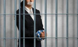韓國一母親涉嫌謀殺兒子 冷漠無視求救