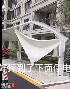 女子墜樓向丈夫喊我還沒死快打120 奇跡生還待二次手術(shù)