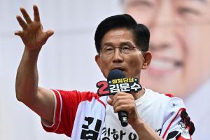 樸槿惠李明博力挺 金文洙能翻盤嗎 保守派最后希望