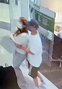 香港警方回應恒生銀行搶劫案 嫌疑人暫未落網
