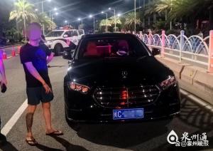 福建泉州一夜查處多名“麻龜” 酒駕整治行動持續(xù)進(jìn)行