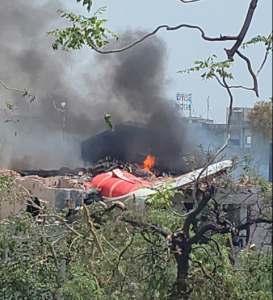 印度客機墜毀,，246人遇難,！殘骸又是波音公司，甩鍋不擔(dān)責(zé),？ 事故引發(fā)市場連鎖反應(yīng)