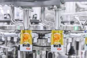 衛(wèi)龍魔芋爽一年賣超30億 智能化生產(chǎn)助力增長