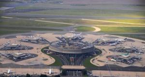法國(guó)航空調(diào)度員罷工 四分之一航班取消