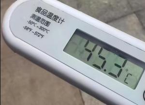 高校學(xué)生熱暈送醫(yī) 附近民宿酒店爆滿(mǎn) 高溫引發(fā)住宿難題