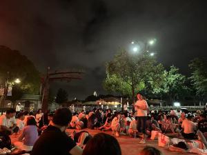 迪士尼鑰匙圈被炒到一個499元 黃牛搶購熱潮引發(fā)關(guān)注