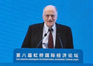 诺奖得主进博会上吐槽特朗普 贸易大扰乱