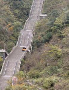 媒体评奇瑞测试“翻车” 品牌自信需日常信赖