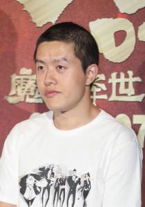 饺子导演太勇了 专注新作创作