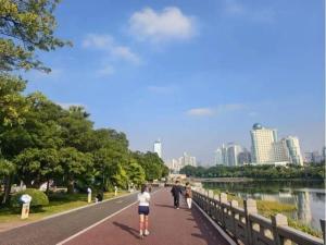 全国多地现2026首场降雪 冷空气携雨雪来袭