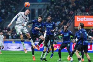 全队狂射19脚！国米3-1博洛尼亚 登顶意甲榜首