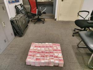 女子欲取240万元现金作彩礼 银行及时预警 险些落入诈骗陷阱