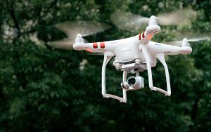 无人机“黑飞”整治加码 市场变鸡肋 监管寒意骤显