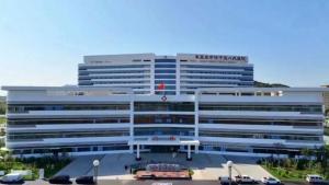 72岁老太治牙时身亡 家属质疑治疗过程安全性