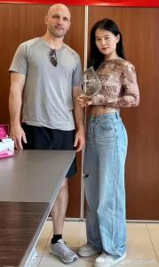 远嫁网红遭前夫索赔95万美元 跨国滤镜彻底破碎