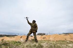 乌克兰军队演习中轻松摧毁英国旅 无人机成关键武器