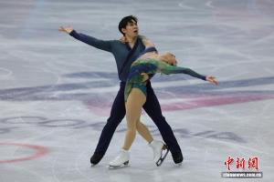 隋文静韩聪自由滑135.98分 刷新赛季最佳成绩