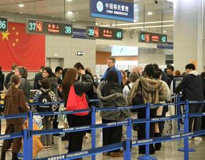 “去中国过年”成为全球新风尚 入境游市场爆发式增长