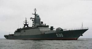 俄军舰突现伊朗，普京此招直击美国要害 提升伊朗海军实战能力