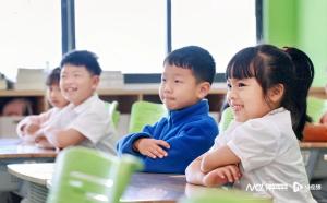 “小学取消统一早读”引热议 家长声音需被聆听