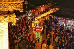 成都成全国飞机出发量第一城 春日文旅热潮涌动