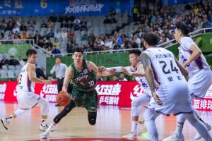 CBA常规赛：南京天之蓝vs北京控股 北控力争避免3连败 南京主场取胜