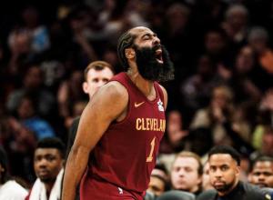 哈登常规赛数据：场均23.6分 助攻排名联盟第4