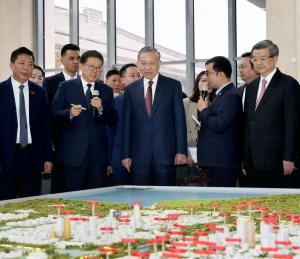 雄安新区迎来首位外国元首 越共总书记访新区