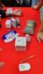 一诊所用一个针头给15人采血 违规操作引担忧