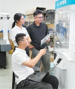 香港00后在深圳的创业故事 智能零售梦成真