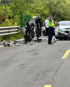 警方回应摩托车逆行致1死1伤 悲剧引发车友唏嘘
