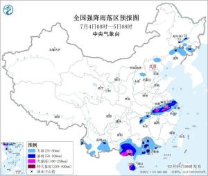 中央气象台三预警齐发 暴雨台风强对流天气来袭