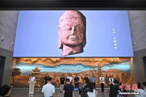 山西村民挖出千年佛首 捐赠完成 佛首与馆藏佛像确认为同一尊