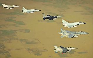 14国战机同台竞技 歼-10、枭龙正式迎战北约战机！
