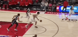 两场25分，你对杨瀚森放心一些了吗？ 赢得主帅信任