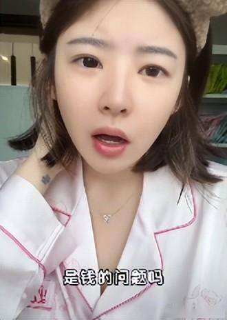 黄一鸣称2岁女儿闪闪被妈妈抢走 家庭纠纷引发热议