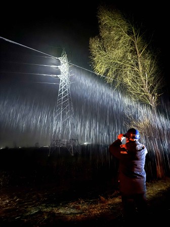 辽宁各地积极应对雨雪寒潮天气 全力保障电网稳定运行