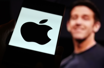 苹果新CEO将上任 中国供应链会改变吗 AI时代挑战与机遇