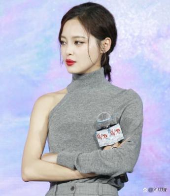 辛芷蕾拿了影后刘冲再也莫得发过花絮 从无名到影后的逆袭之路