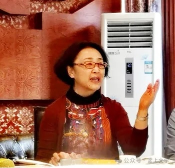 吴颖丽诗集《达斡尔艾门之歌》暨体裁作品商量会在京举行