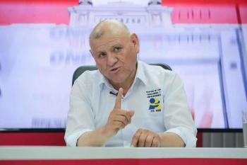 秘鲁一总统候选人遇车祸身亡 竞选途中不幸遇难