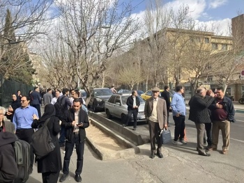 伊朗爆炸声彻夜不停 民众恐慌加剧 局势升级引全球关注