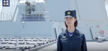 6年前的今天海军南昌舰入列！