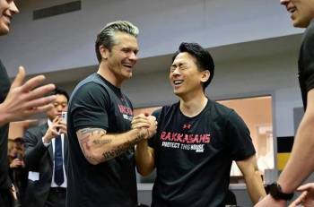 评论员：美日防长会晤日本又被敲打 小泉进次郎的野心与美国的支持