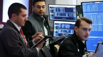 美股半导体与软件板块反弹 AI合作提振市场信心